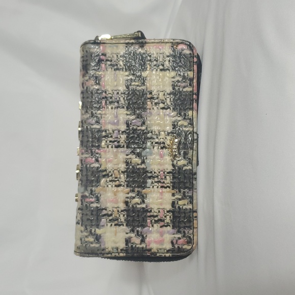 Wallet - Picture 2 of 2